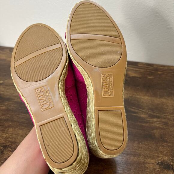 CHAPS Dakota Wedge Sandals 8 Pink Espadrille Peep Toe Eyelet Embroidered Chic - Picture 4 of 10